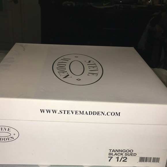 Steve Madden Shoes - Black sued wedges